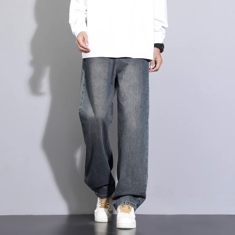 Muške traperice s fleec podstavom, opušten kroj, niska struka, ravne nogavice, zip zatvarač