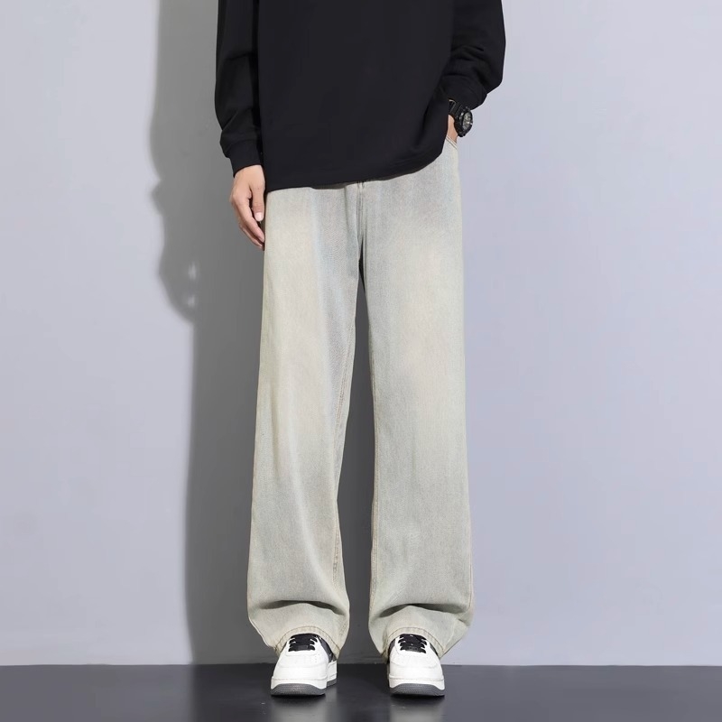 Muške traperice s fleec podstavom, opušten kroj, niska struka, ravne nogavice, zip zatvarač