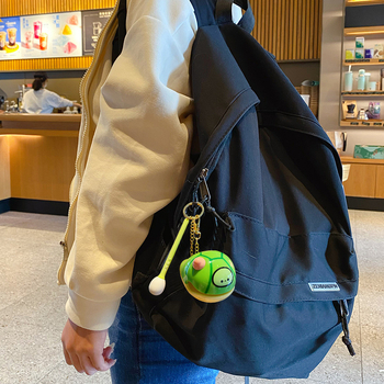 PVC kľúčenka s karikatúrnym štýlom a motívom korytnačky, individuálne balená, vhodná ako darček k svadbám, narodeninám a promóciám.