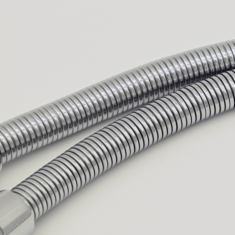 Furtun de duș cu piuliță din cupru și țeavă exterioară din oțel inox, țeavă interioară din cauciuc — anti-încâlcire, articulație universală, model RG002, 3.0 MPa, 1–90°C, conectare filetată