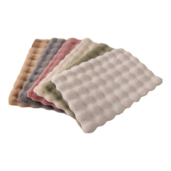 Velúrové hniezdo pre mačky a psy – teplé, protišmykové kruhové lôžko na vnútorné použitie a do auta, na všetky ročné obdobia