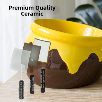 Keraamiline kasside toidukauss kõrge jalaga ja kaldu servaga — Bränd Juhui