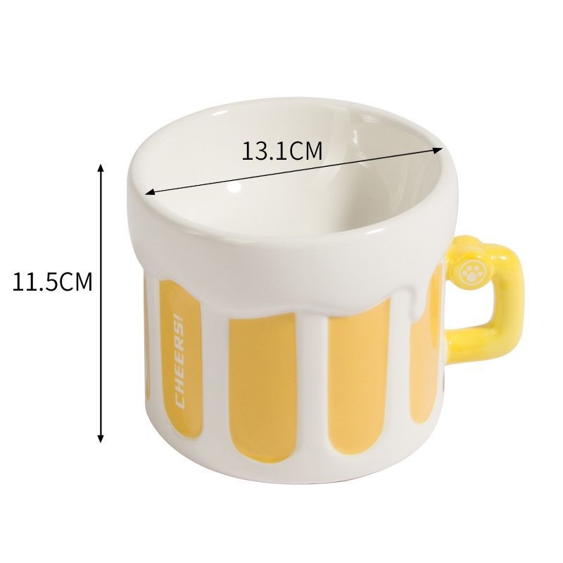 Keraamiline kasside toidukauss kõrge jalaga ja kaldu servaga — Bränd Juhui