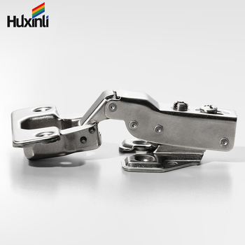 Pánt s krátkym ramenom pre dvere skríň a skriniek, americký štýl; materiál: studený valcovaný oceľ; povrch: meď-nikel; hydraulické tlmenie, tichý chod