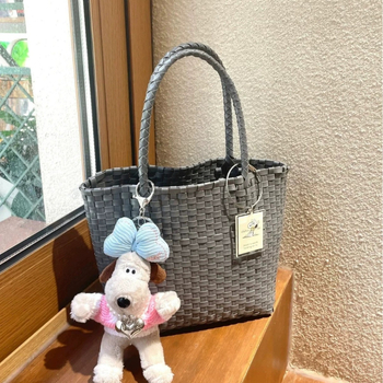 Naiste kott jaapani stiilis; PVC materjal; veekarbi koti stiilis; ovaalne kuju; avamine nööriga