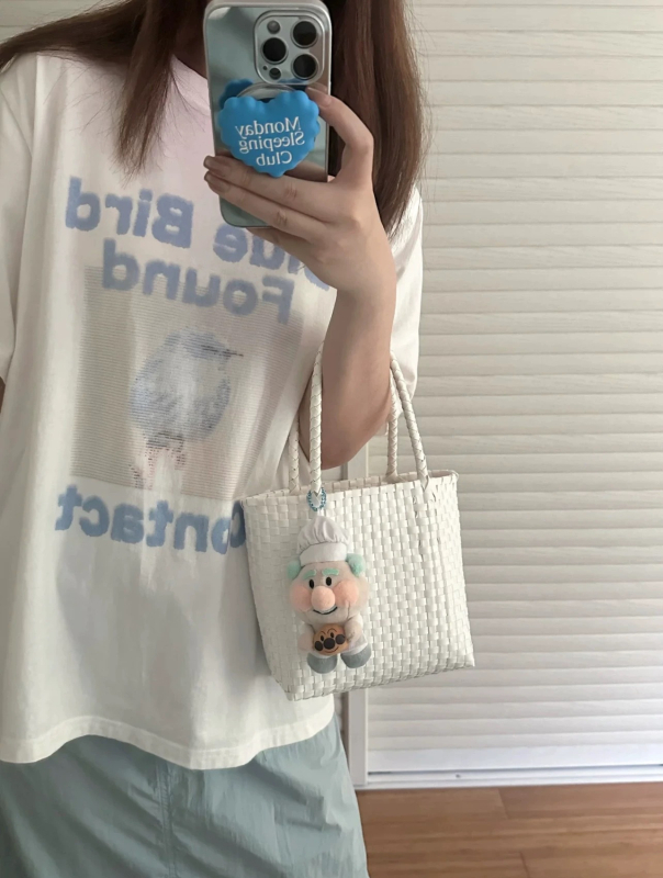 Naiste kott jaapani stiilis; PVC materjal; veekarbi koti stiilis; ovaalne kuju; avamine nööriga