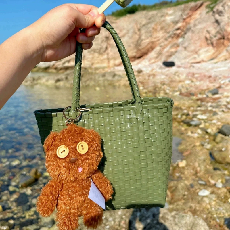 Naiste kott jaapani stiilis; PVC materjal; veekarbi koti stiilis; ovaalne kuju; avamine nööriga