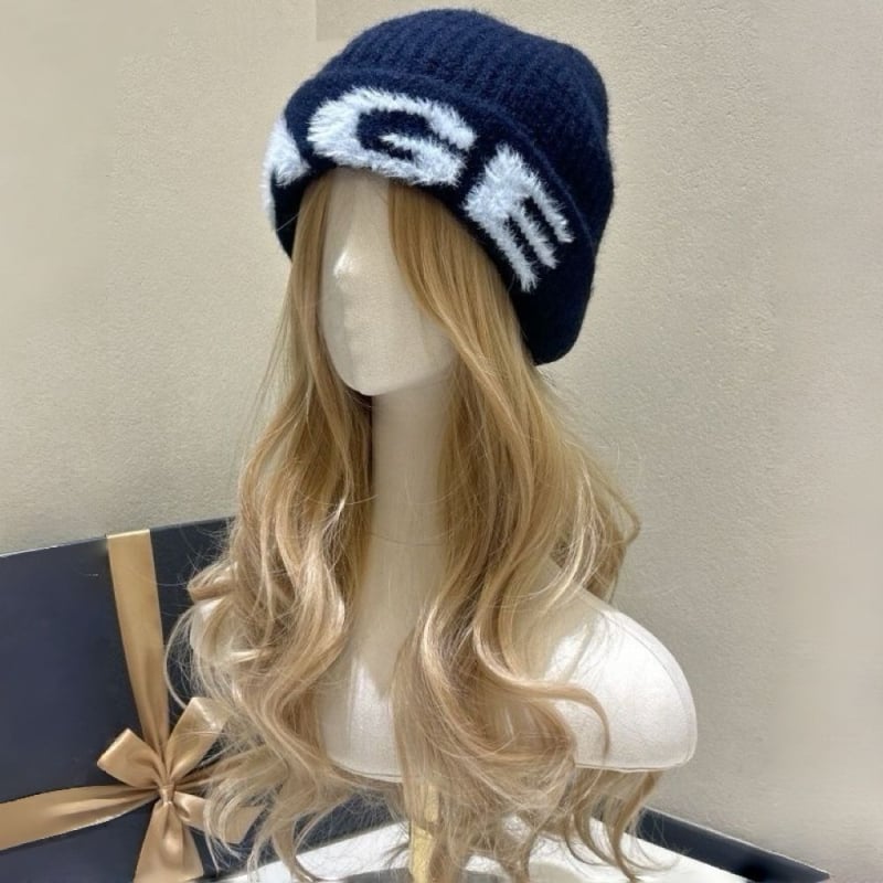 Integrovaná čiapková parochňa s dlhými kučeravými vlasmi, prirodzený štýl, vysokoteplotná hodvábna vlákna, mechanické spracovanie, nefarbená