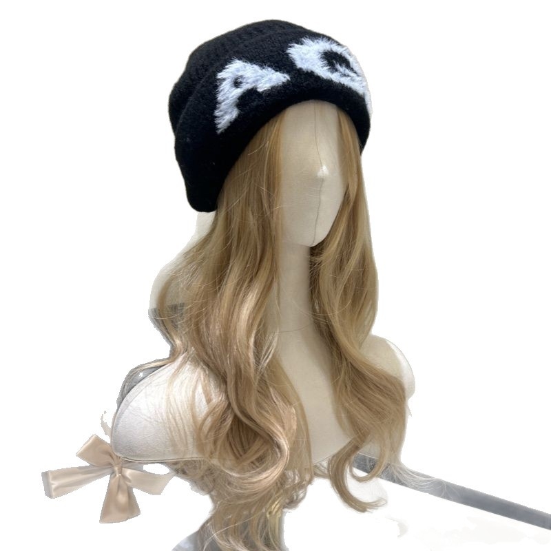 Integrovaná čiapková parochňa s dlhými kučeravými vlasmi, prirodzený štýl, vysokoteplotná hodvábna vlákna, mechanické spracovanie, nefarbená