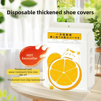 Jednorázové návleky na topánky z netkanej textílie, 0,3 mm, protišmyčné pre vnútorné použitie, vzor medveď, biologicky rozložiteľné