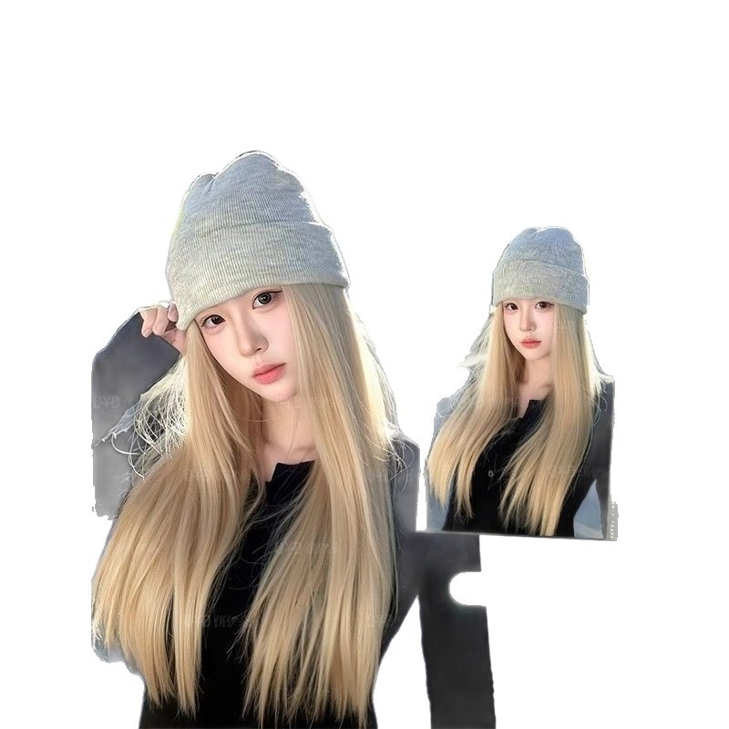 Parochňa s integrovanou čiapkou, prirodzený štýl, dlhé rovné vlasy; Materiál vlasov: vysokoteplotné hodvábne vlákno; Strih parochne: parochňa s čiapkou; Spracovanie: mechanizované; Ofinka: Žiadna