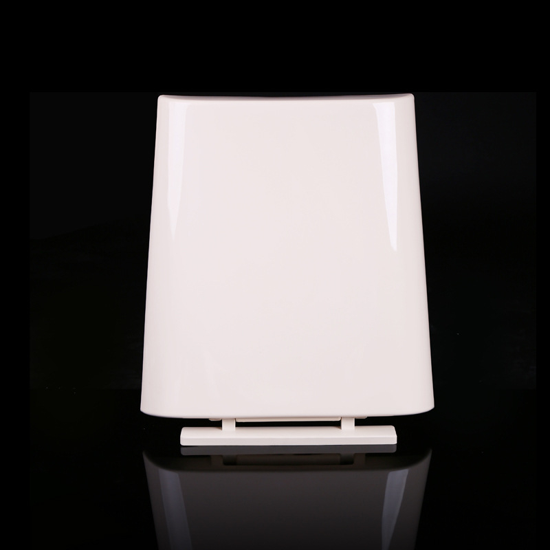 Toaletný kryt, trapézovitého tvaru, typ rebrík, PP doska, nastaviteľná vzdialenosť otvorov 10–25,5 mm, moderný minimalistický štýl