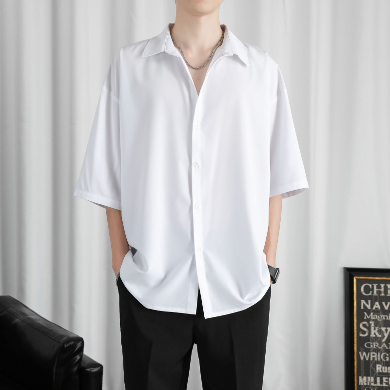 Meeste särk jääsatiinist, pikkade varrukatega, vaba lõige, lapell-kaelus, polüester 94,8%