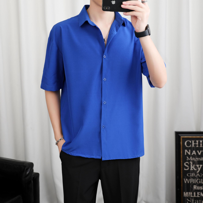 Meeste särk jääsatiinist, pikkade varrukatega, vaba lõige, lapell-kaelus, polüester 94,8%