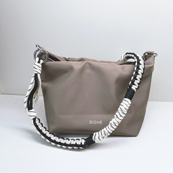 Tkana užadna naramenica za torbu — Gold to Her, poliester, proljeće 2025, proširiva, geometrijski uzorak