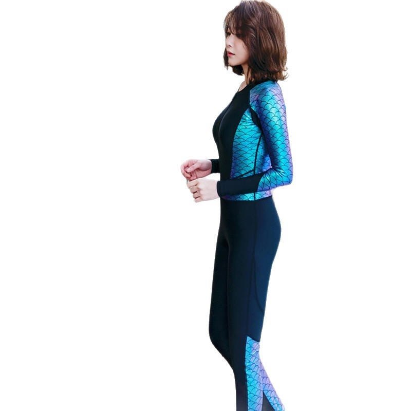 Incarnation Sievietes viengabala pludmales tērps ar garām piedurknēm un garām kājām, neilons, ātri žūst, UV aizsardzība, paneļu dizains