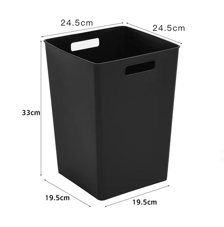 Plastový kvetináč s hrubšími stenami pre floristické aranžovanie, odolný voči korózii, vstrekované prevedenie, na stolné použitie