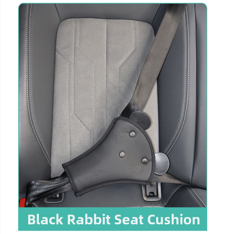 Detektor autoväz pre deti s roztomilým ramenným vankúšom a obmedzovačom brucha s roztomilým zajačikom – Materiál: PU soft leather sponge; Personalizácia k dispozícii; Nastaviteľný dizajn