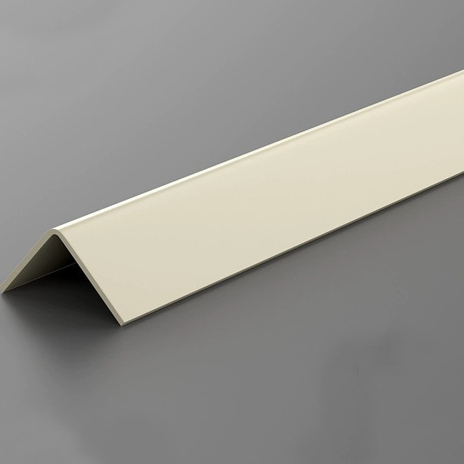 Rohový ochranný profil pre hrany schodov (PVC tvrdý plast, proti kolíziám, protišmykový, vodotesný, odolný voči opotrebeniu)
