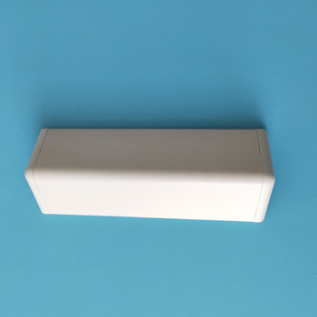 PVC plastový tuhý rohový ochranný profil pre steny, vhodný do domov, nemocníc a škôl