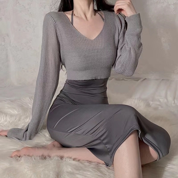 Polyesterové spodné šaty, priesvitné, priliehavé, dlhá silueta, 95–100% polyester