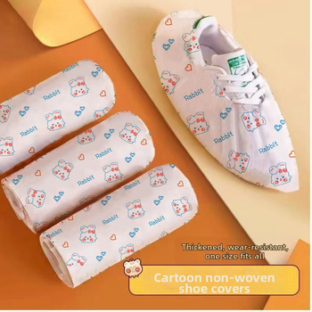 Jednorázové návleky na obuv z netkaného textilu pre dospelých – zosilnené, odolné voči prachu, s motívom zajačika