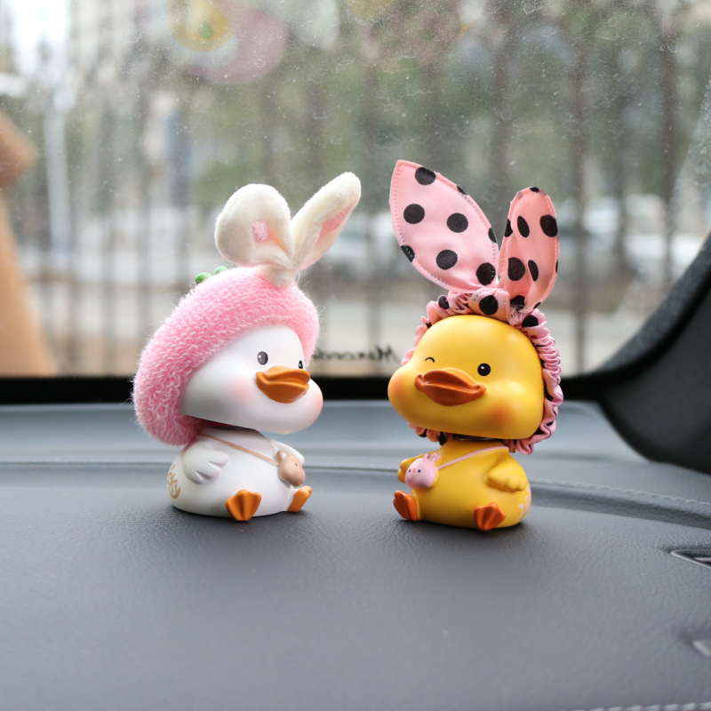 Automobilová vnútorná ozdoba pre centrálnu konzolu, roztomilý kreslený dizajn, model WH43211222