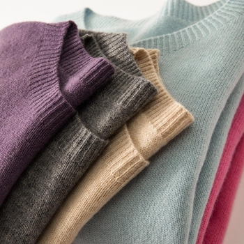 Moteriškas be siūlių vilnos megztinis su apvaliu kaklu, storas mezginys, ilgos rankovės, įprastas ilgis, ruduo–žiema 2024