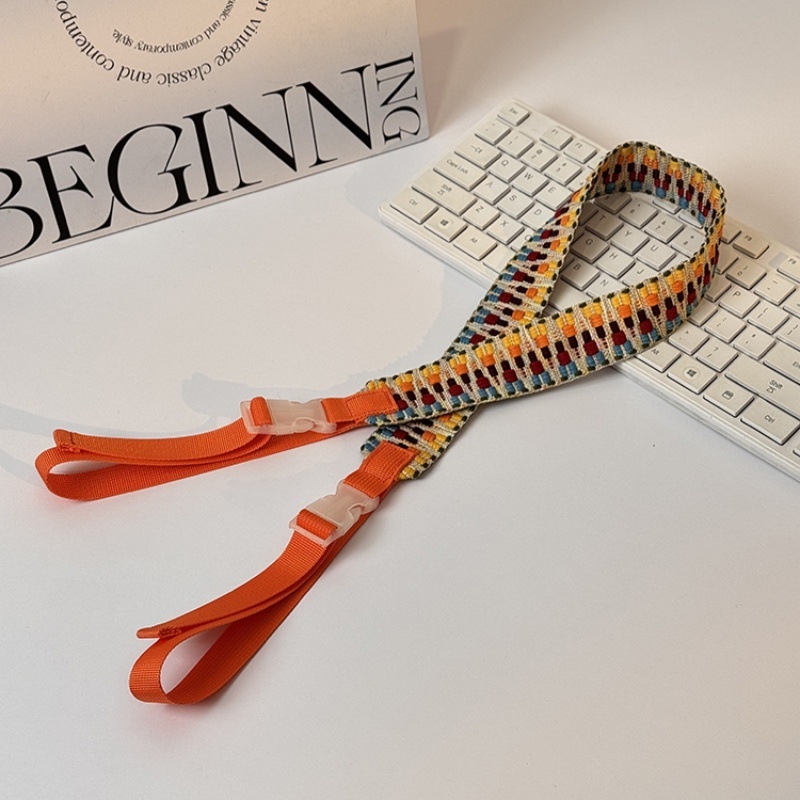 Popruh na tašku/ramenný popruh — polyesterové vlákno, geometrický vzor, mestská jednoduchosť, jar 2025