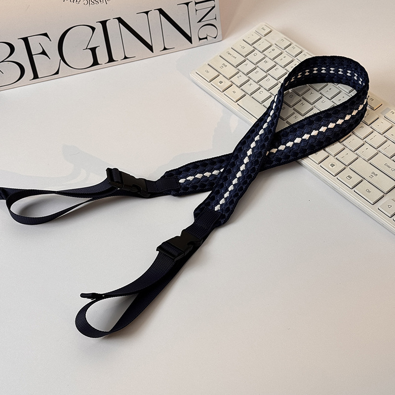 Popruh na tašku/ramenný popruh — polyesterové vlákno, geometrický vzor, mestská jednoduchosť, jar 2025