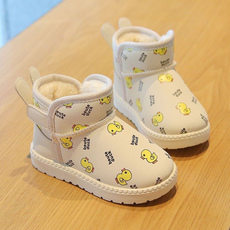 Detské zimné členkové topánky s umelou kožou, vrchný materiál: umelá koža • Vhodné pre vek 1–3 rokov • Štýl: Iné