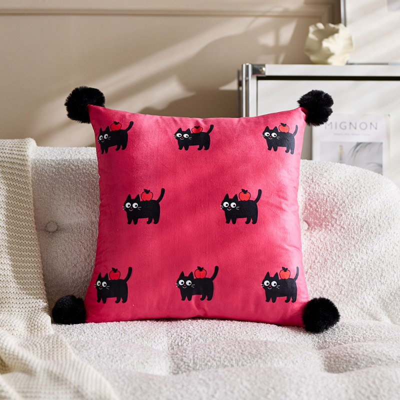 Vankúš objatia s mačacou labkou – dlhý pás, vonkajšia látka polyester, výplň PP bavlna, potlačený vzor, škandinávsky štýl