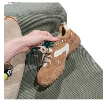 Desun kožne tenisice - Forrest Gump inspirirane, debela potplata za povećanje visine, niski gornji dio, gumena potplat, podstava od svinjske kože, vezanje šnirama