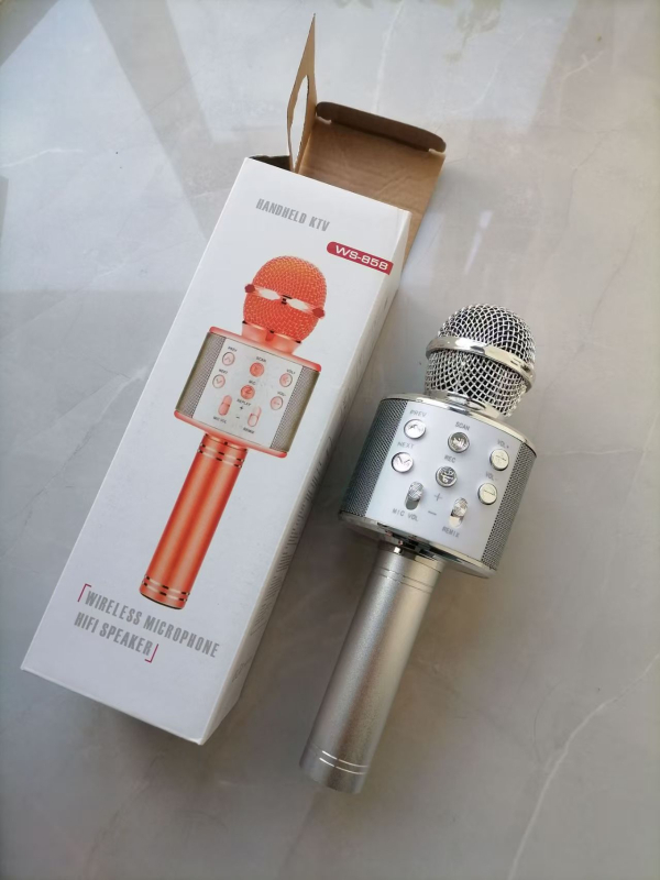 Всичко-в-едно Karaoke микрофон говорител със Bluetooth 5.3, честотен диапазон 20Hz-20kHz, SNR ≥70dB, вградена батерия 500–800 mAh, 3W