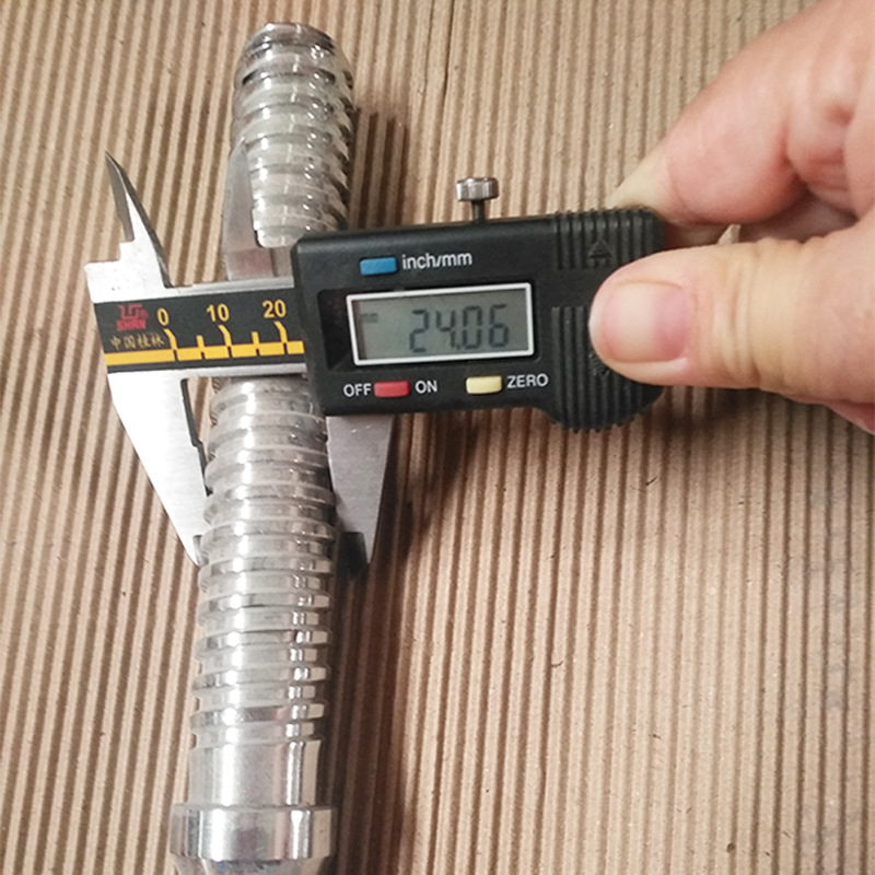 Tyč na činky – čistá oceľ, elektroplátované konce so závitom, predĺžený dizajn, značka Fluctuation, Špecifikácia 42