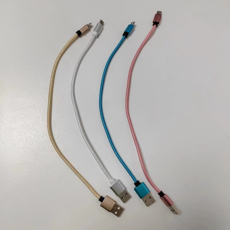 Καλώδιο USB 3-σε-1 από πλεγμένο νάιλον με Lightning, Micro USB και Type-C – γρήγορη φόρτιση, μέγιστη ισχύς φόρτισης 20W