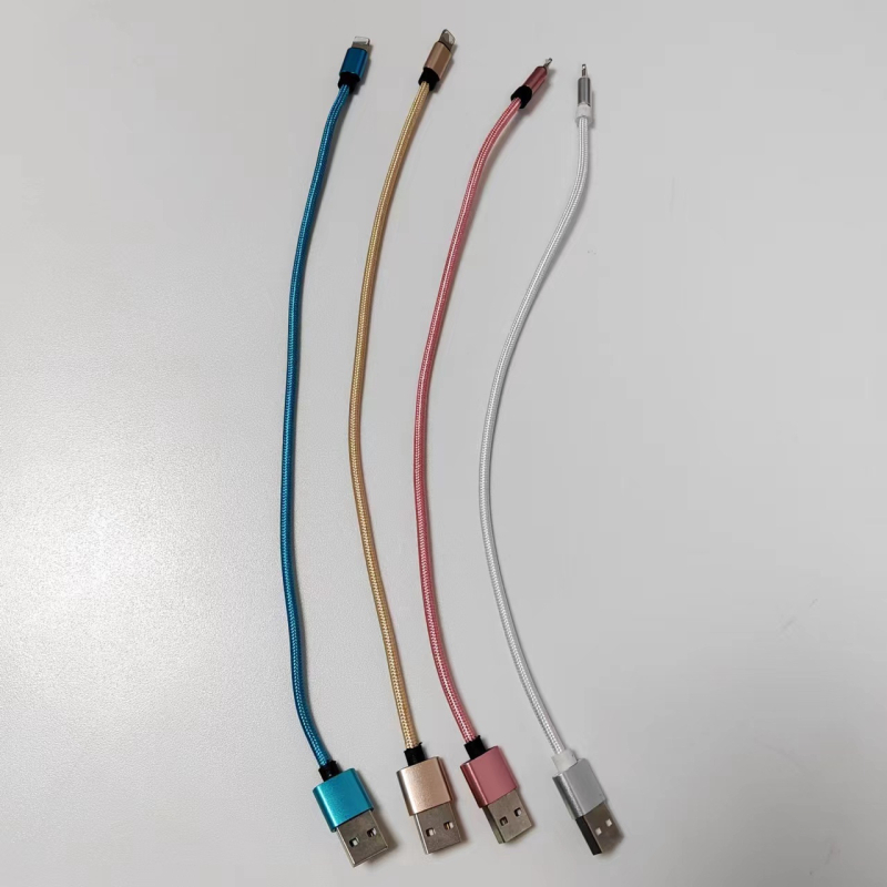 3-u-1 nylon kabel USB s Lightning, Micro USB i Type-C priključcima – brzo punjenje, maksimalni izlaz 20W