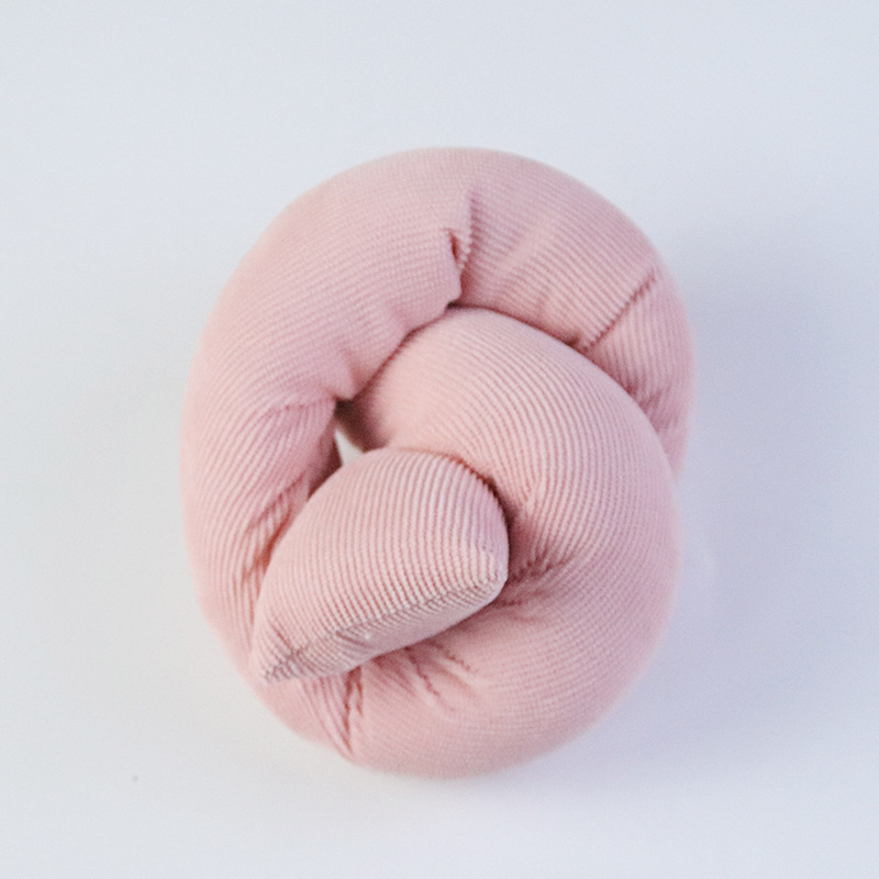 Μαξιλάρι κατοικίδιων σε σχήμα U από βελούδο για σκύλους – μαλακό, ελαστικό, άνετο για βαθύ ύπνο