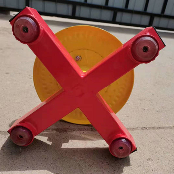 Kangjian vöökoht-pööramise seade, mudel Waist Twister, kaal 5.10 kg, fitness varustus