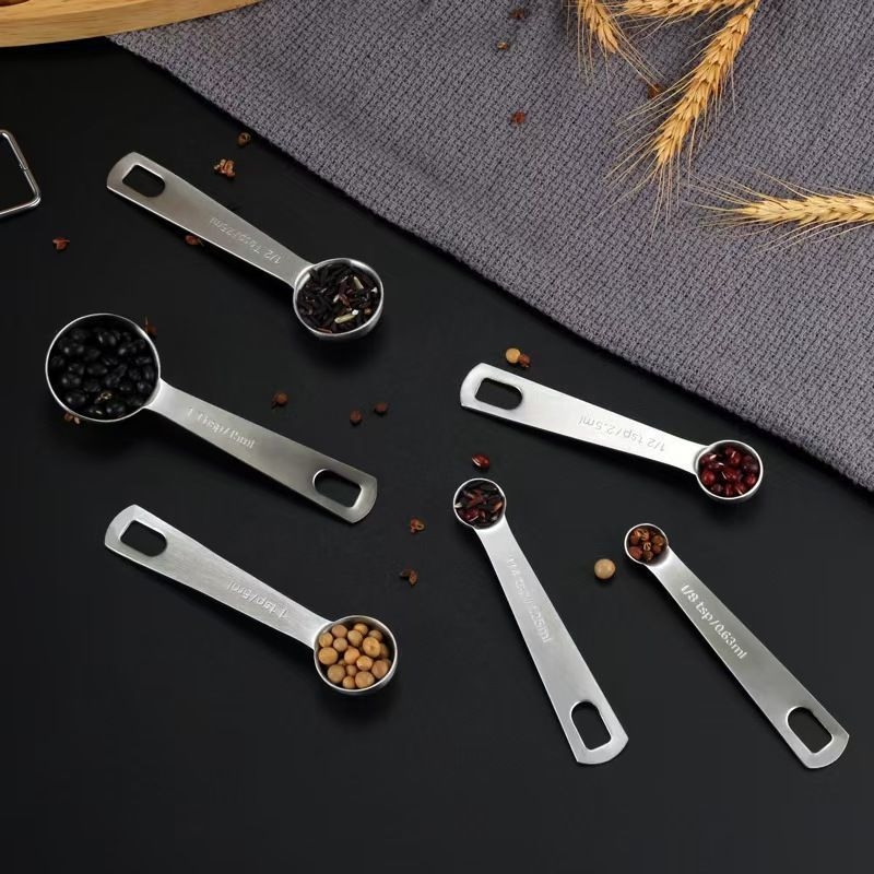 6-dielny set meracích lyžíc z nerezovej ocele s graduovaným meraním, 430 nerezová oceľ, moderný minimalistický kuchynský nástroj