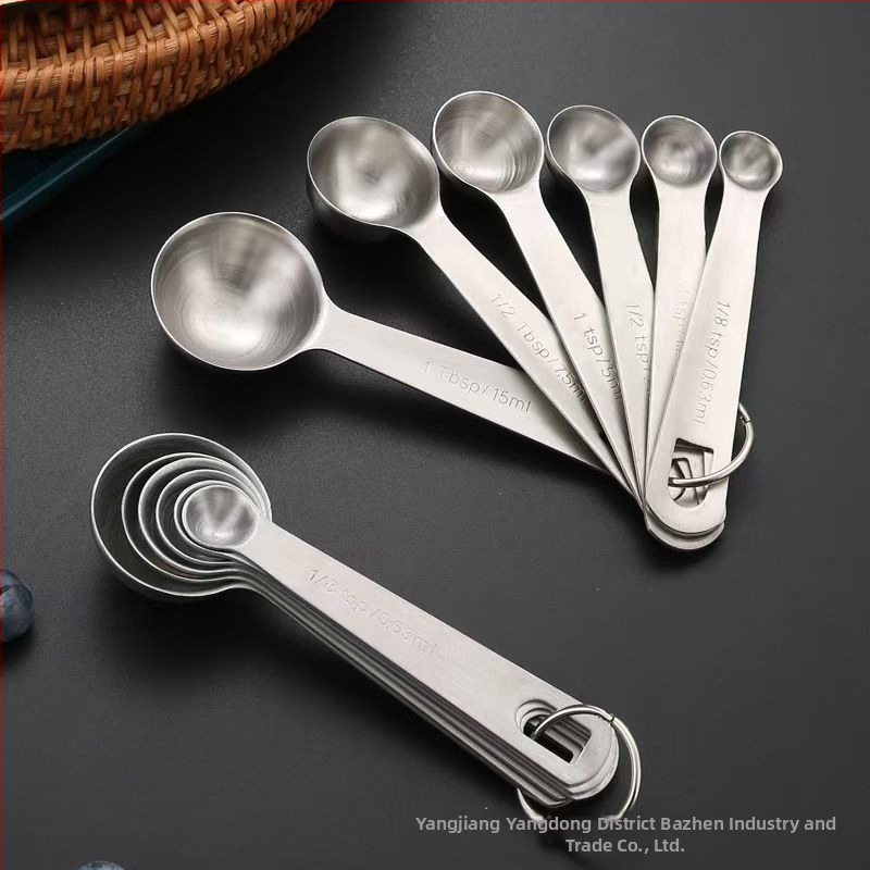6-dielny set meracích lyžíc z nehrdzavejúcej ocele so stupnicou, na pečenie a do kuchyne — Model: Measuring Spoon 1