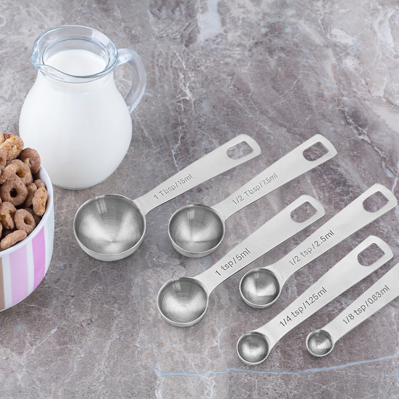 Six Giants 6-dielna súprava kruhových meracích lyžíc z 430 nerezovej ocele na pečenie