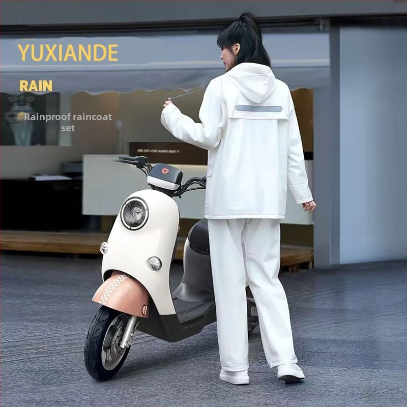 Padalintas lietaus pončas suaugusiems — PVC audinys, 20 storio, PVC klijų atsparus vandeniui sluoksnis, vienam asmeniui