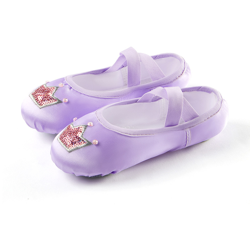 Gyerekeknek készült balett-tánccipő satin macska láb mintával, felsőrész selyem, talp marhabőr, strassz díszítés, légáteresztő és könnyű