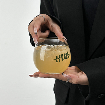 Σφαιρικό γυάλινο ποτήρι – μοντέρνος μινιμαλιστικός σχεδιασμός, στρογγυλό σχήμα, χωρίς λαβή, μονοστρωματικό, γυαλί βοριοσιλικό