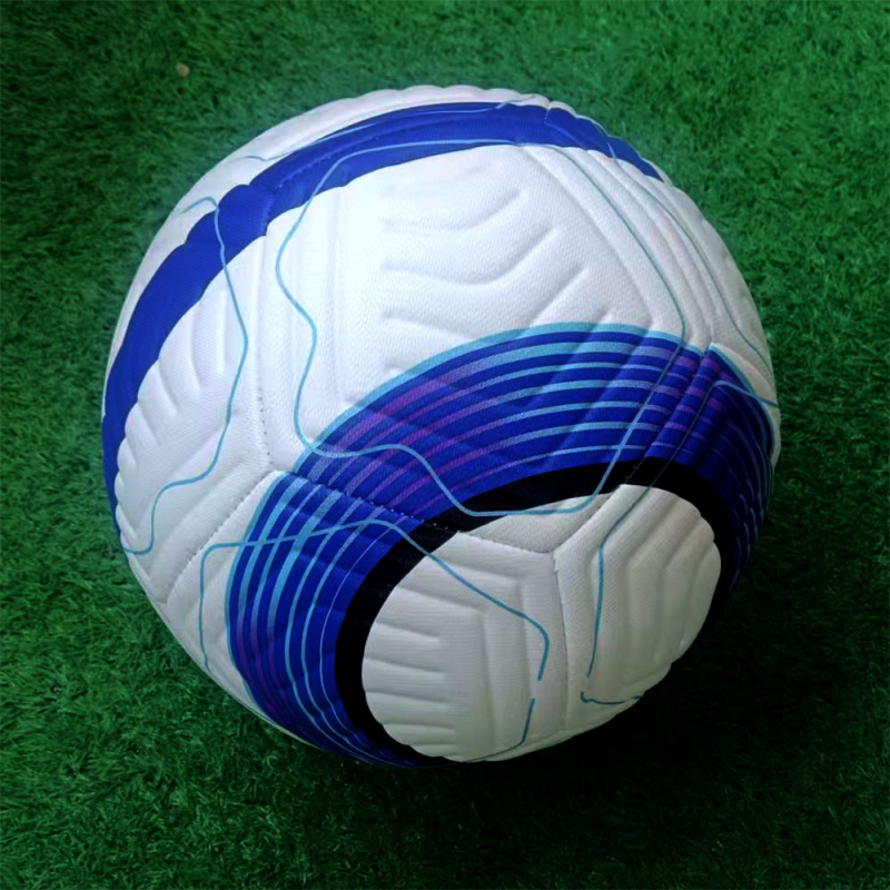 PU futbal No.5, strojovo šitý, hmotnosť 410–430 g, vnútorná Rubber Yarn balón, na tréningy a súťaže