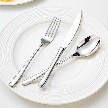 Set príborov z 316L nerezovej ocele – leštený do lesku, hrubý nôž, vidlička a lyžica, moderný minimalistický štýl