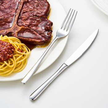 Set príborov z 316L nerezovej ocele – leštený do lesku, hrubý nôž, vidlička a lyžica, moderný minimalistický štýl