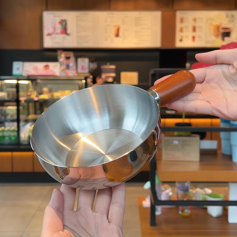 Mliečna nádoba z 316 nerezovej ocele, nepriľnavé, drevená rukoväť proti popáleniu, ploché dno, kompatibilná so všetkými platňami