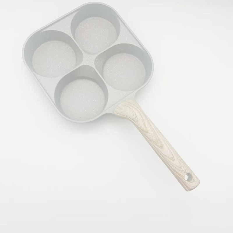 Panvica na vajíčka a hamburgery so štyrmi dierkami – hliníková zliatina, nelepivý povrch, dizajn so štyrmi dierkami, hmotnosť 0,48 kg, kompatibilný s plynovým sporákom